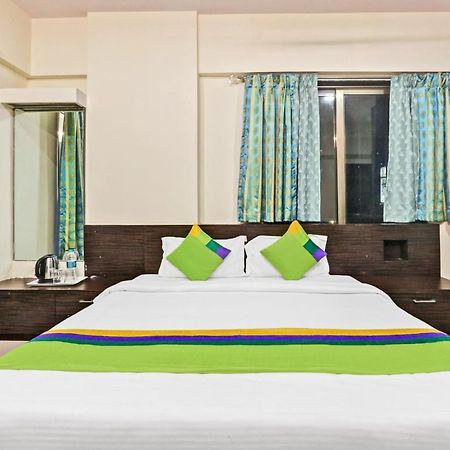 Treebo Trend Bandra Apartments Bombay Eksteriør billede